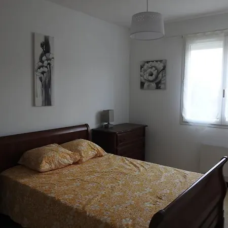 Maison Entierement Renovee En Gite 6 A Personnes * Boisset-et-Gaujac